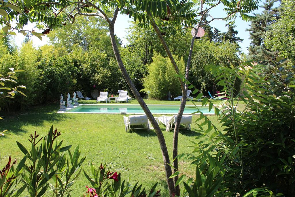 L'Islo Bamboo Apartment Saumane-de-Vaucluse Ngoại thất bức ảnh